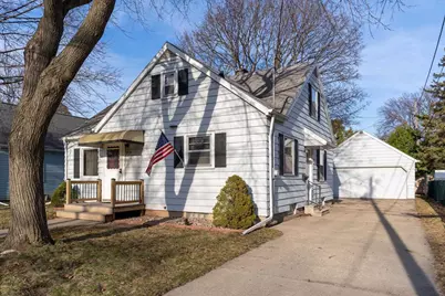 418 Outagamie Street, Appleton, WI 54914 - Photo 1