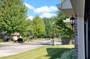 2447 Remington Rd, Green Bay, WI 54302 - Photo 5