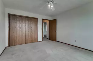 930 Manor Dr, Neenah, WI 54956 - Photo 19