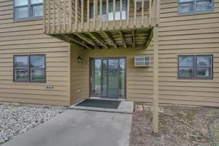930 Manor Dr, Neenah, WI 54956 - Photo 23