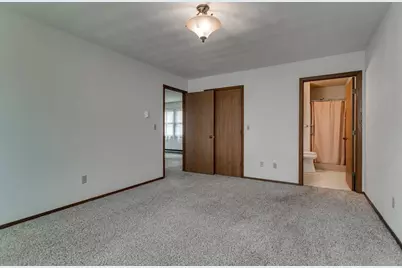 930 Manor Drive #60, Neenah, WI 54956 - Photo 13