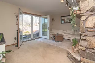 3601 S Bob-O-Link Ln, Appleton, WI 54915 - Photo 9