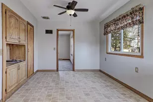758 Madison St, Neenah, WI 54956 - Photo 13