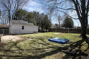 758 Madison St, Neenah, WI 54956 - Photo 7