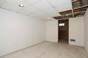 758 Madison St, Neenah, WI 54956 - Photo 21