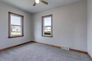 758 Madison St, Neenah, WI 54956 - Photo 19