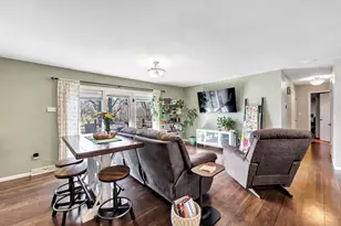 2455 Kingston Pl, Oshkosh, WI 54904 - Photo 9