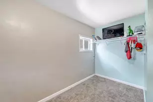 601 E Kalb Ave, Green Bay, WI 54301 - Photo 21