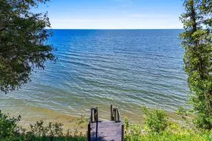 2441 White Star Rd, Brussels, WI 54204 - Photo 5