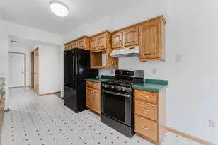 3120 Mockingbird Way, Oshkosh, WI 54904 - Photo 13