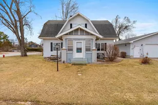 701 E Pleasant St, Gresham, WI 54128 - Photo 11
