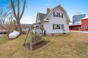 701 E Pleasant St, Gresham, WI 54128 - Photo 9