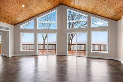 534 Resort Road, Suamico, WI 54173 - Photo 17
