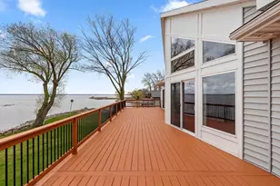 534 Resort Rd, Suamico, WI 54173 - Photo 11