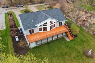 534 Resort Rd, Suamico, WI 54173 - Photo 7