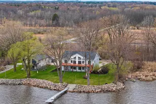 534 Resort Rd, Suamico, WI 54173 - Photo 69