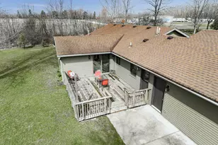 8599 Winncrest Rd, Neenah, WI 54956 - Photo 41