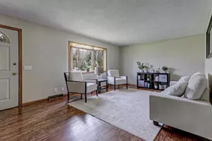 8599 Winncrest Rd, Neenah, WI 54956 - Photo 19