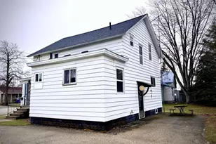 540 French St, Peshtigo, WI 54157 - Photo 5