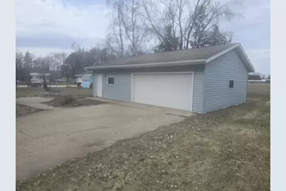 119 E Park Street, Bonduel, WI 54107 - Photo 3