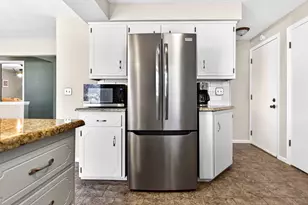 3008 E Bona Ave, Appleton, WI 54915 - Photo 15