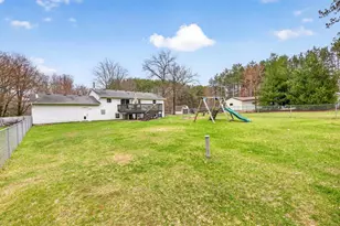 4171 St Francis Park Dr, Green Bay, WI 54313 - Photo 37