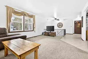4171 St Francis Park Dr, Green Bay, WI 54313 - Photo 11