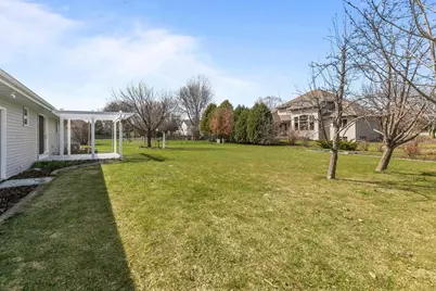 2412 Lupine Court, Menasha, WI 54952 - Photo 31