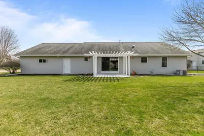 2412 Lupine Court, Menasha, WI 54952 - Photo 29