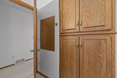 2412 Lupine Court, Menasha, WI 54952 - Photo 25