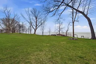 N2013 Elmwood, Chilton, WI 53014 - Photo 3