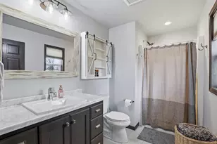 1146 Lori Dr, Neenah, WI 54956 - Photo 15