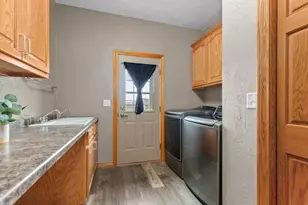 E9625 Hickory Ridge Ln, New London, WI 54961 - Photo 55