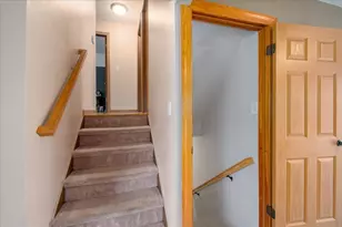 1058 Tullar Rd, Neenah, WI 54956 - Photo 13