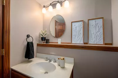 1058 Tullar Road, Neenah, WI 54956 - Photo 17