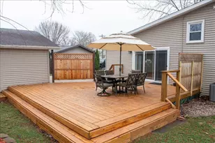 1058 Tullar Rd, Neenah, WI 54956 - Photo 23