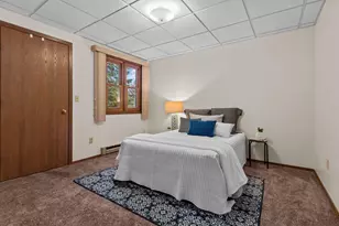 975 Manor Dr, Neenah, WI 54956 - Photo 23