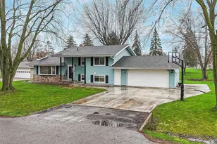 833 Butte St, Neenah, WI 54956 - Photo 37