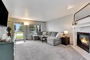 143 Olde School Rd, Neenah, WI 54956 - Photo 5