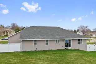 3165 Howard View Ln, Green Bay, WI 54313 - Photo 27