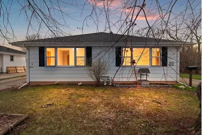 801 Caroline Street, Neenah, WI 54956 - Photo 1