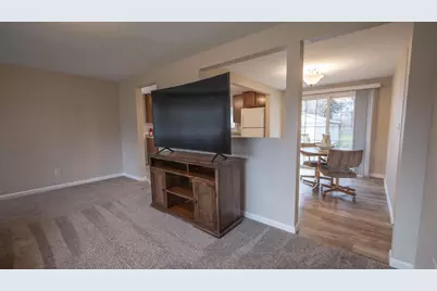 1330 Crystal Court, Waupaca, WI 54981 - Photo 9