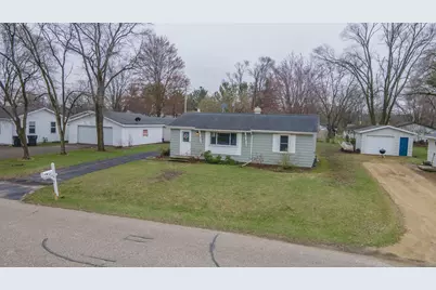 1330 Crystal Court, Waupaca, WI 54981 - Photo 23