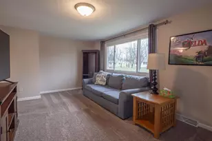 1330 Crystal Ct, Waupaca, WI 54981 - Photo 7