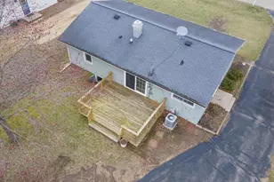 1330 Crystal Ct, Waupaca, WI 54981 - Photo 3