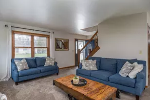 1966 Sky Ranch Ave, Oshkosh, WI 54904 - Photo 7