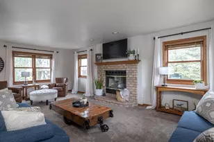 1966 Sky Ranch Ave, Oshkosh, WI 54904 - Photo 5