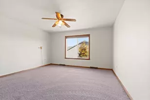 1274 Bayport Terrace, Green Bay, WI 54313 - Photo 39
