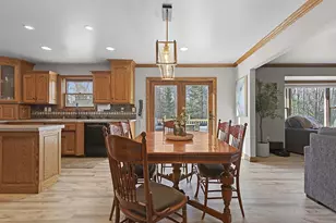 3757 Woodland Rd, Green Bay, WI 54313 - Photo 9