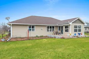 3519 Sandgate Castle Dr, Green Bay, WI 54313 - Photo 37